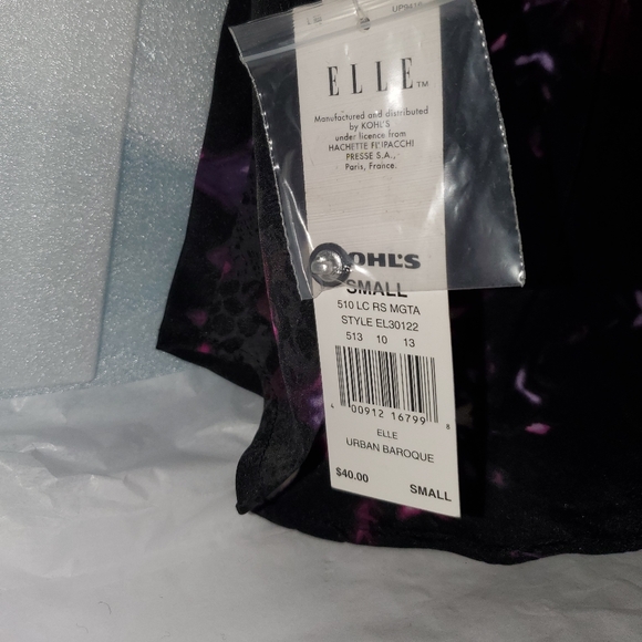 Beautiful blouse! - Picture 4 of 6